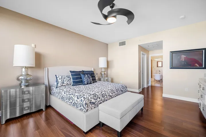 026-701Southeast21stAvenue-301-Deerfield