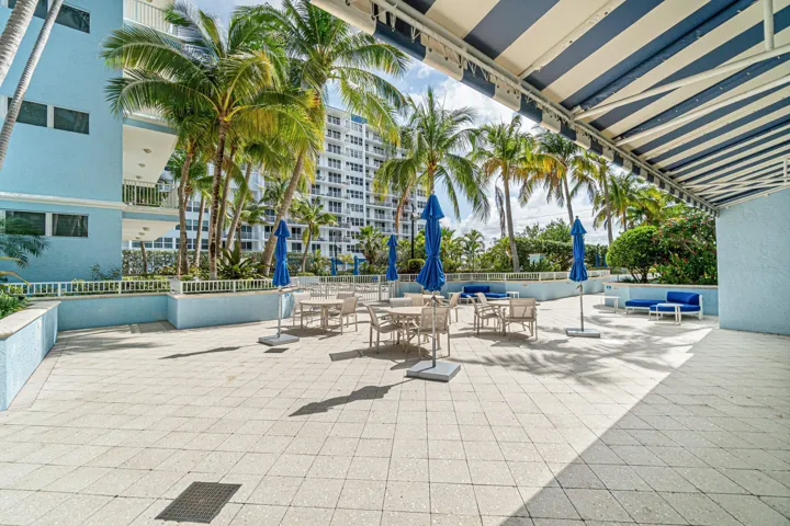 049-701Southeast21stAvenue-301-Deerfield