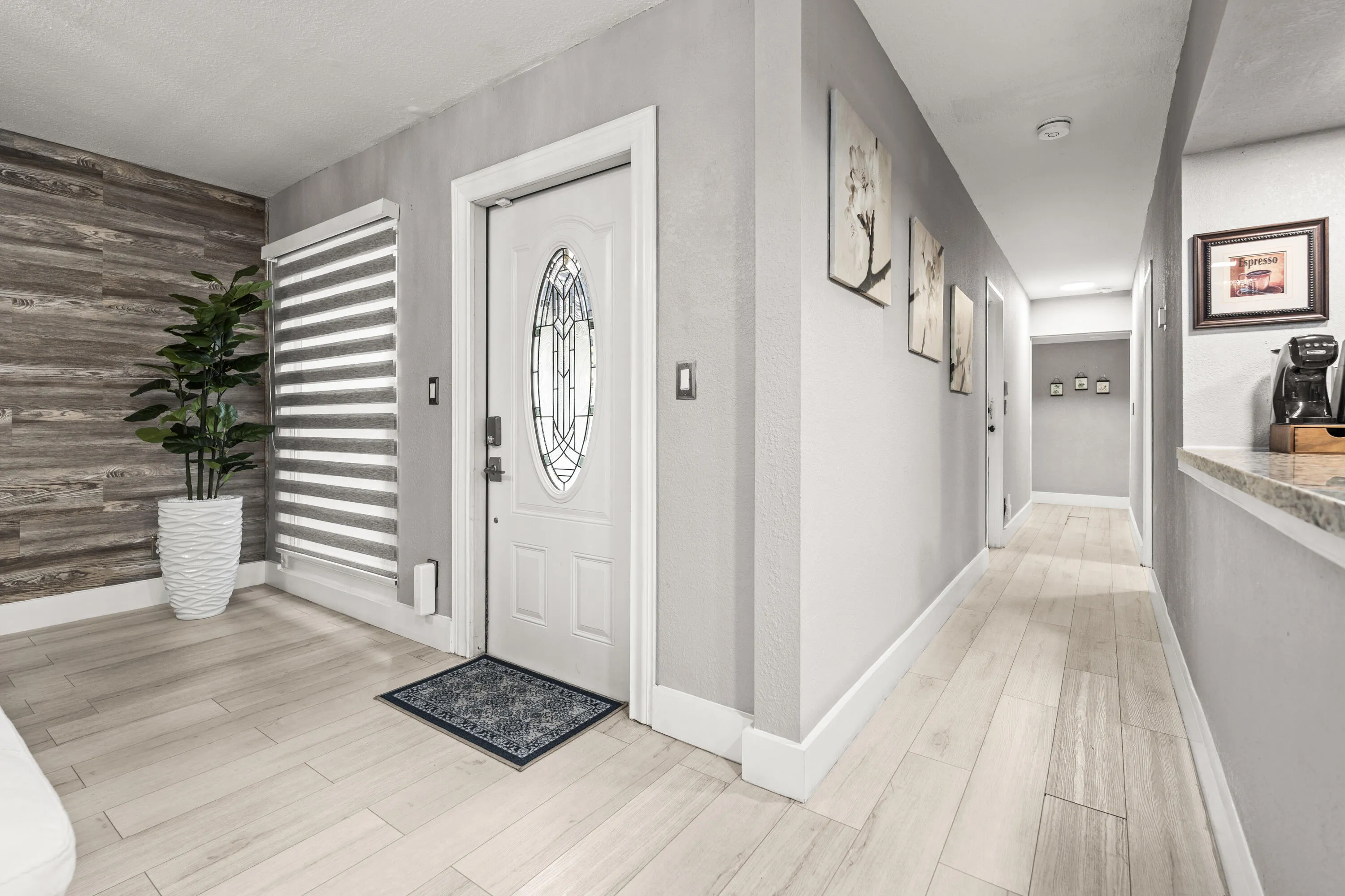 Foyer, Interior Area