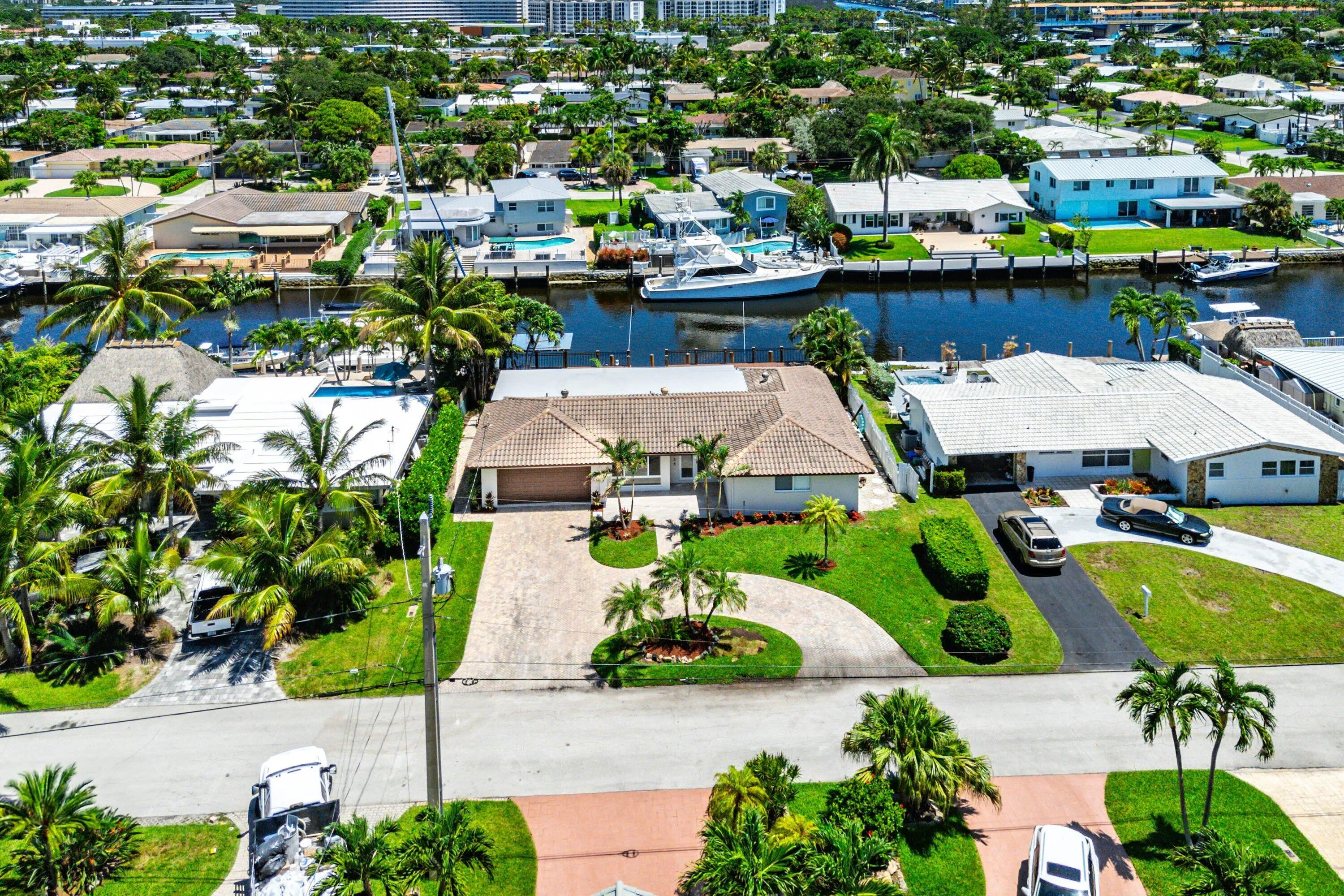 051-1525Southeast6thStreet-DeerfieldBeac