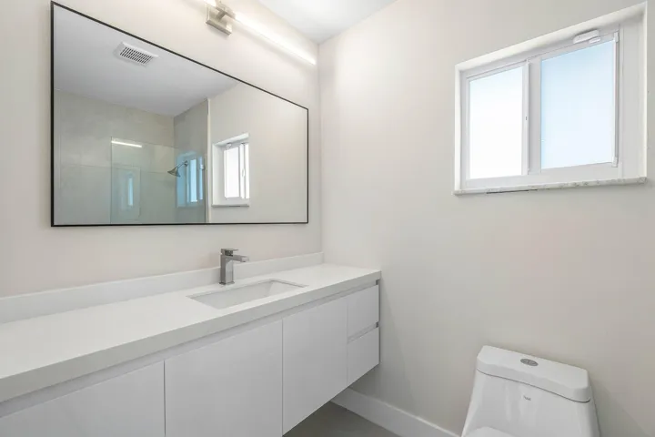 040-1525Southeast6thStreet-DeerfieldBeac