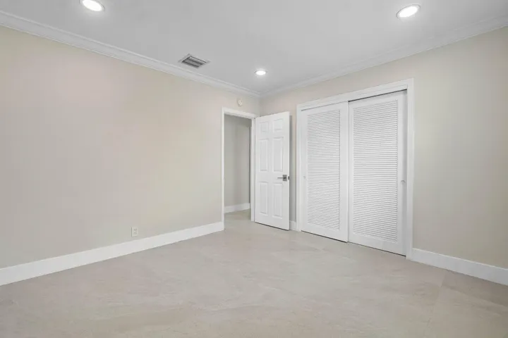 035-1525Southeast6thStreet-DeerfieldBeac