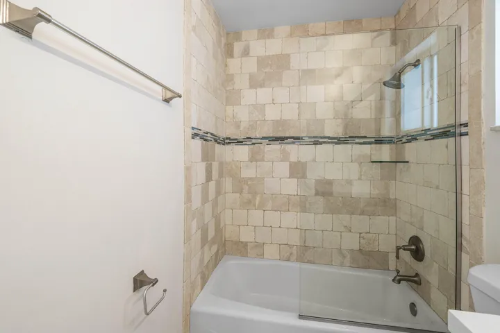 033-1525Southeast6thStreet-DeerfieldBeac