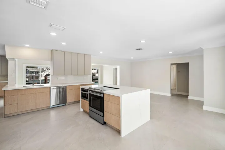 014-1525Southeast6thStreet-DeerfieldBeac