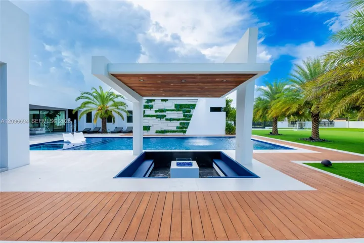 Photo 38