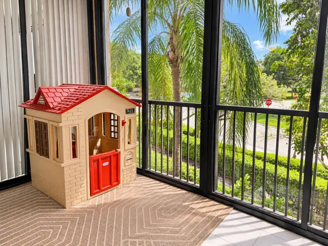Air conditioned patio