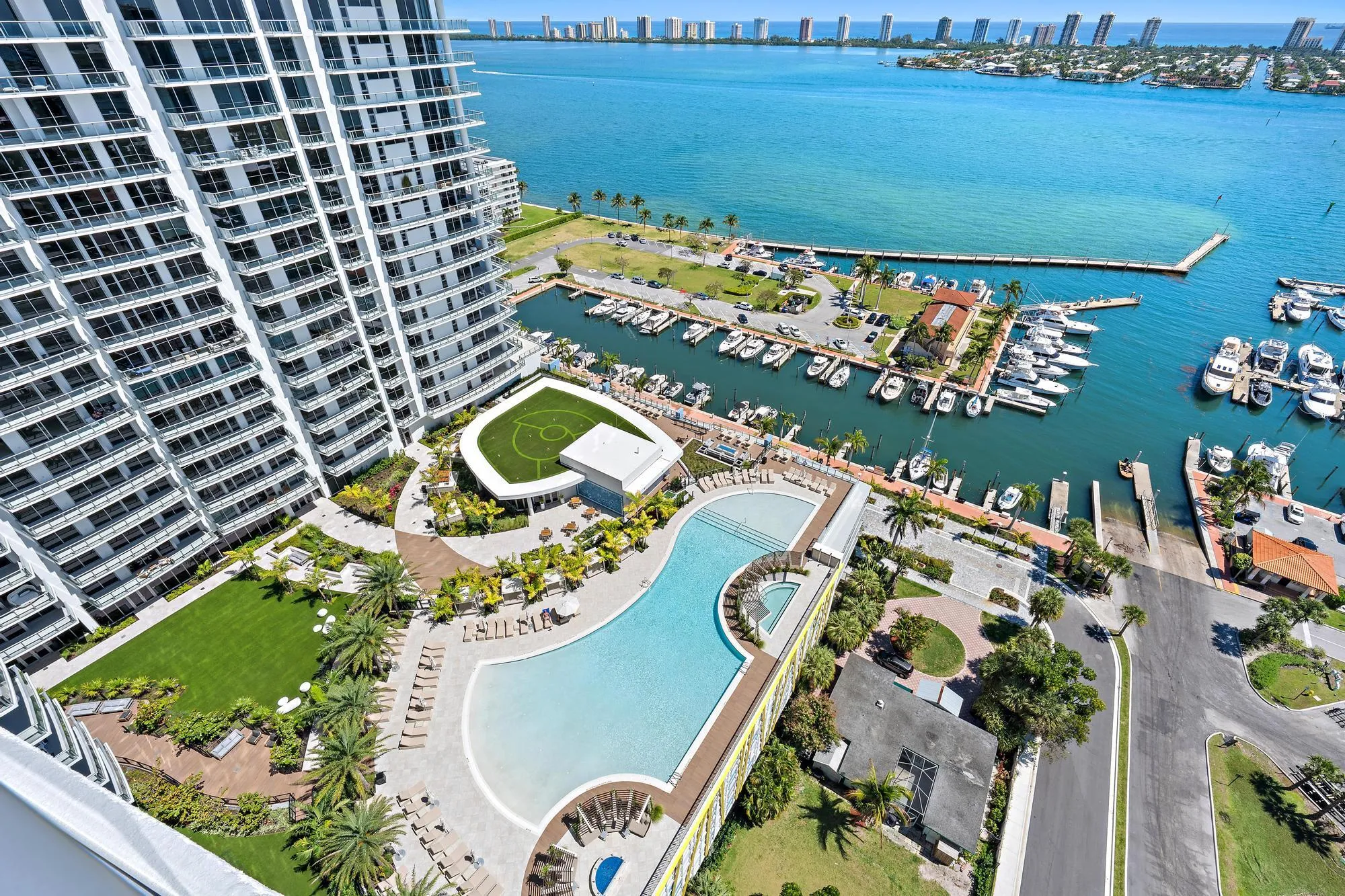 220 Lake Shore Dr unit 2212-32
