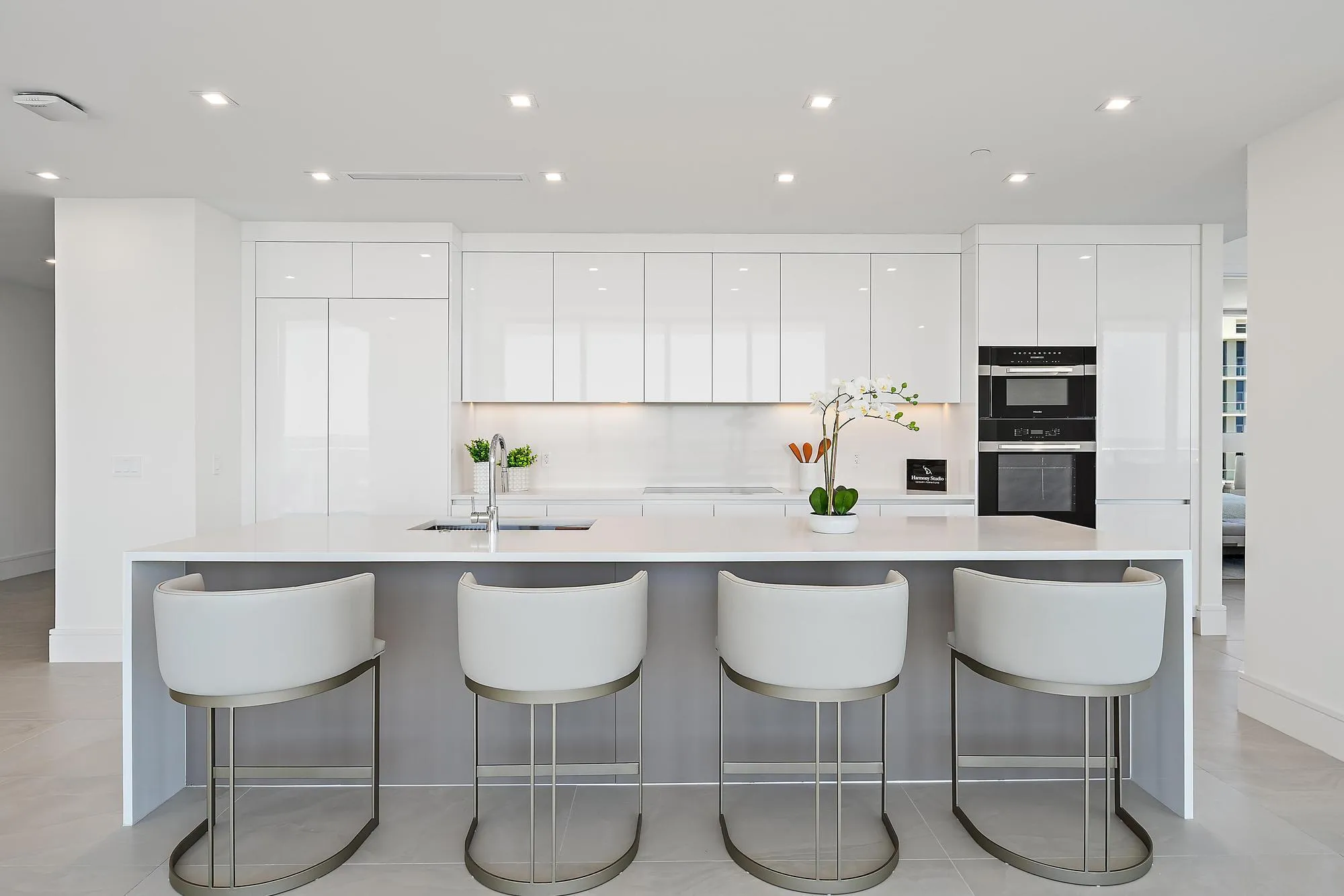 220 Lake Shore Dr unit 2212-12