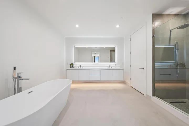 220 Lake Shore Dr unit 2212-6
