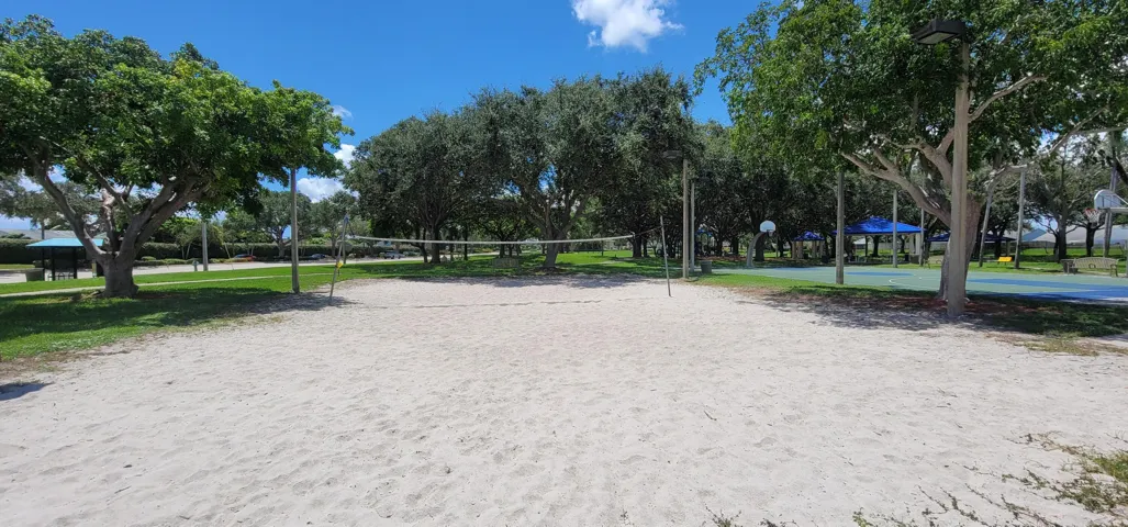 Meadows Park (6)