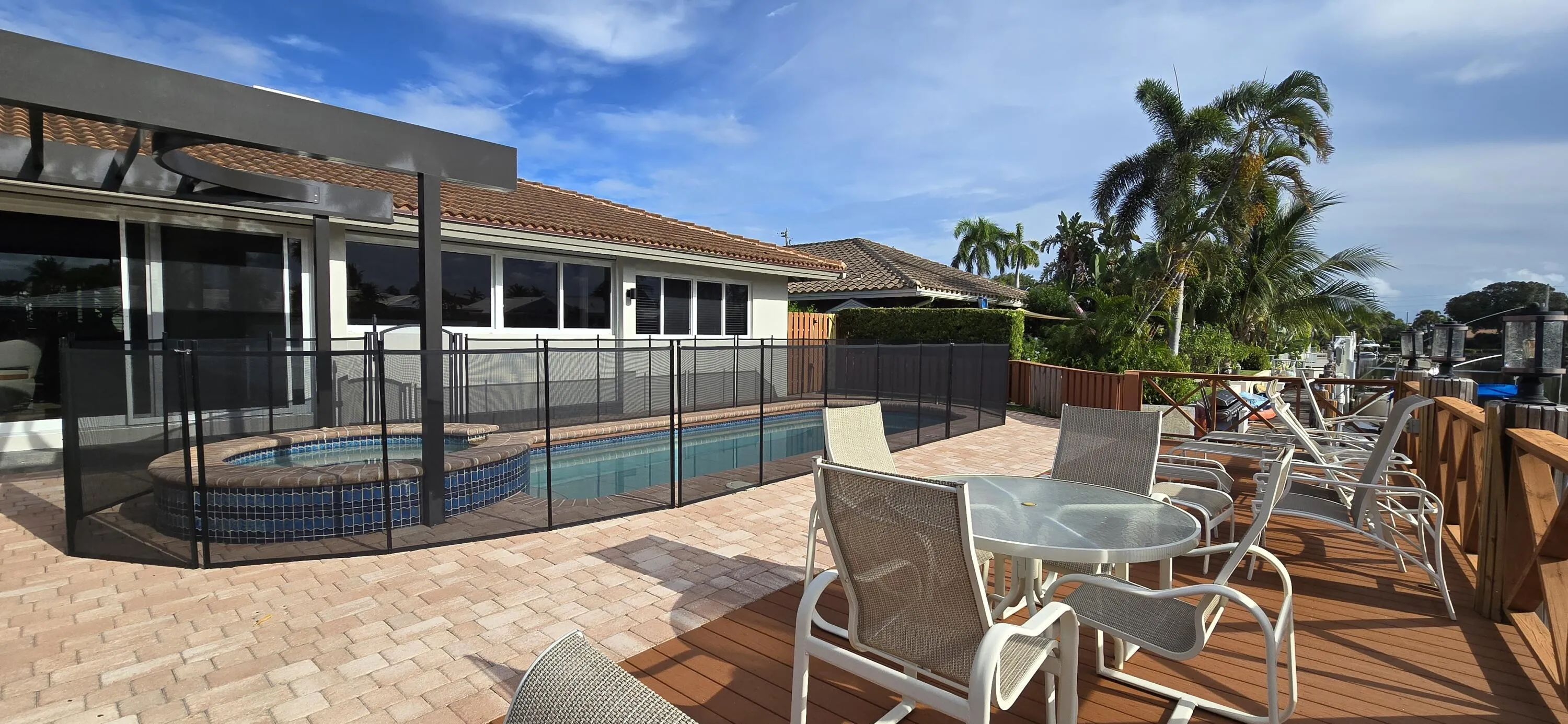 pool on intracoastal