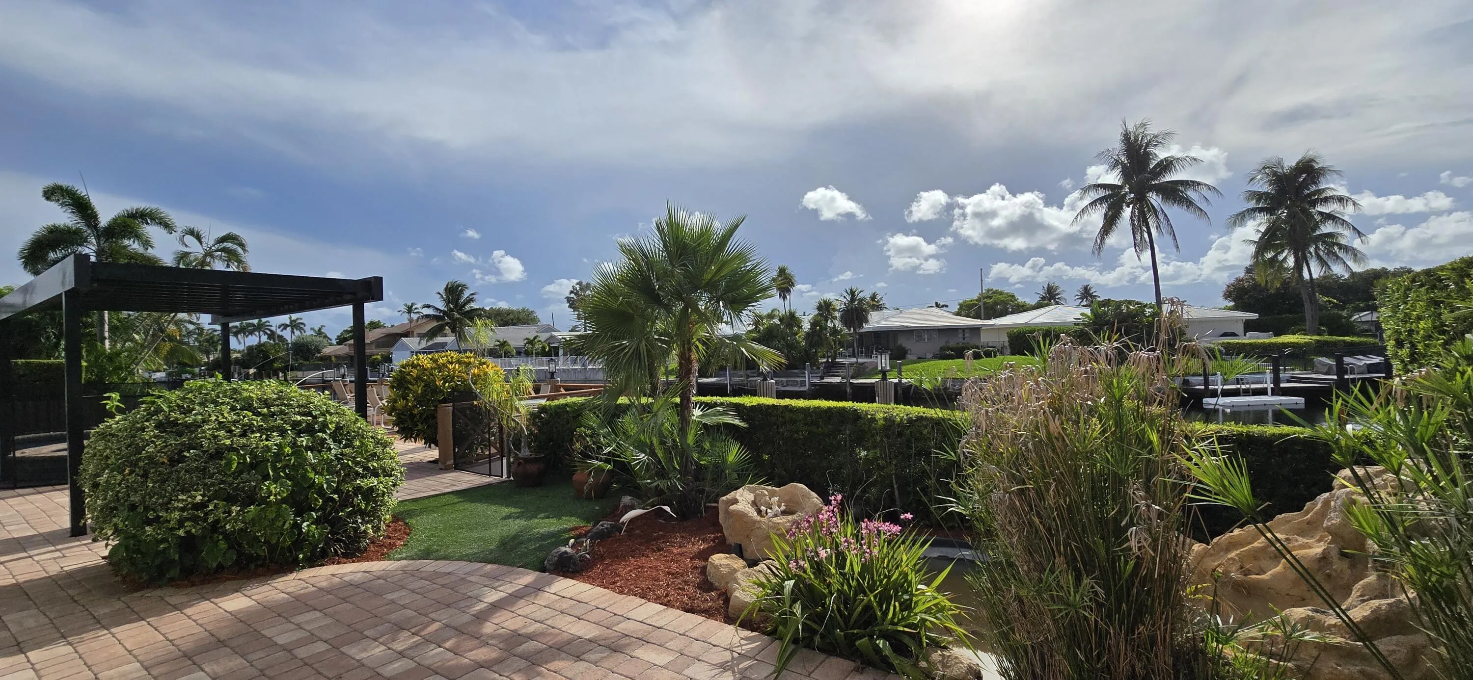 Beautiful garden, pond & water views!