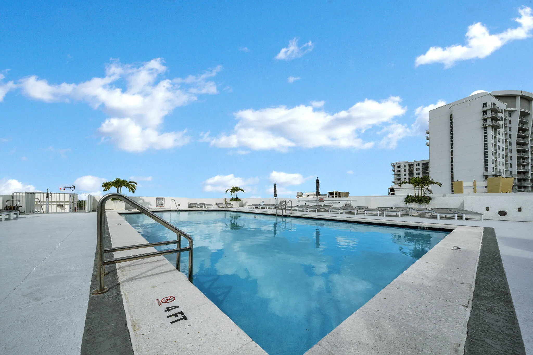 25 Pool (3)