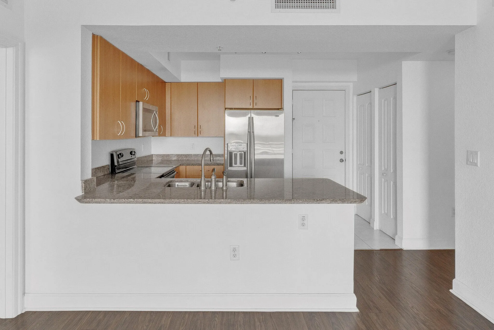 15 Kitchen