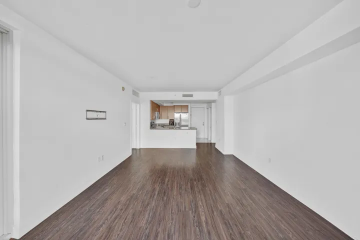 7 Living Area (1)
