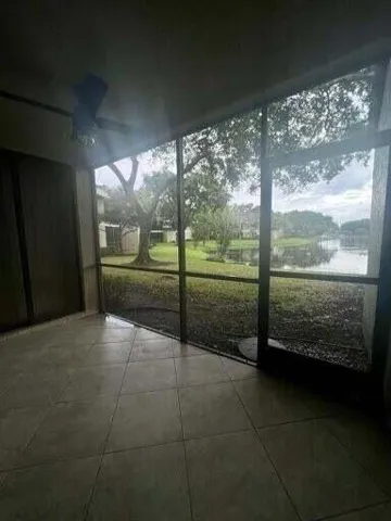 20221106203550175079000000-o