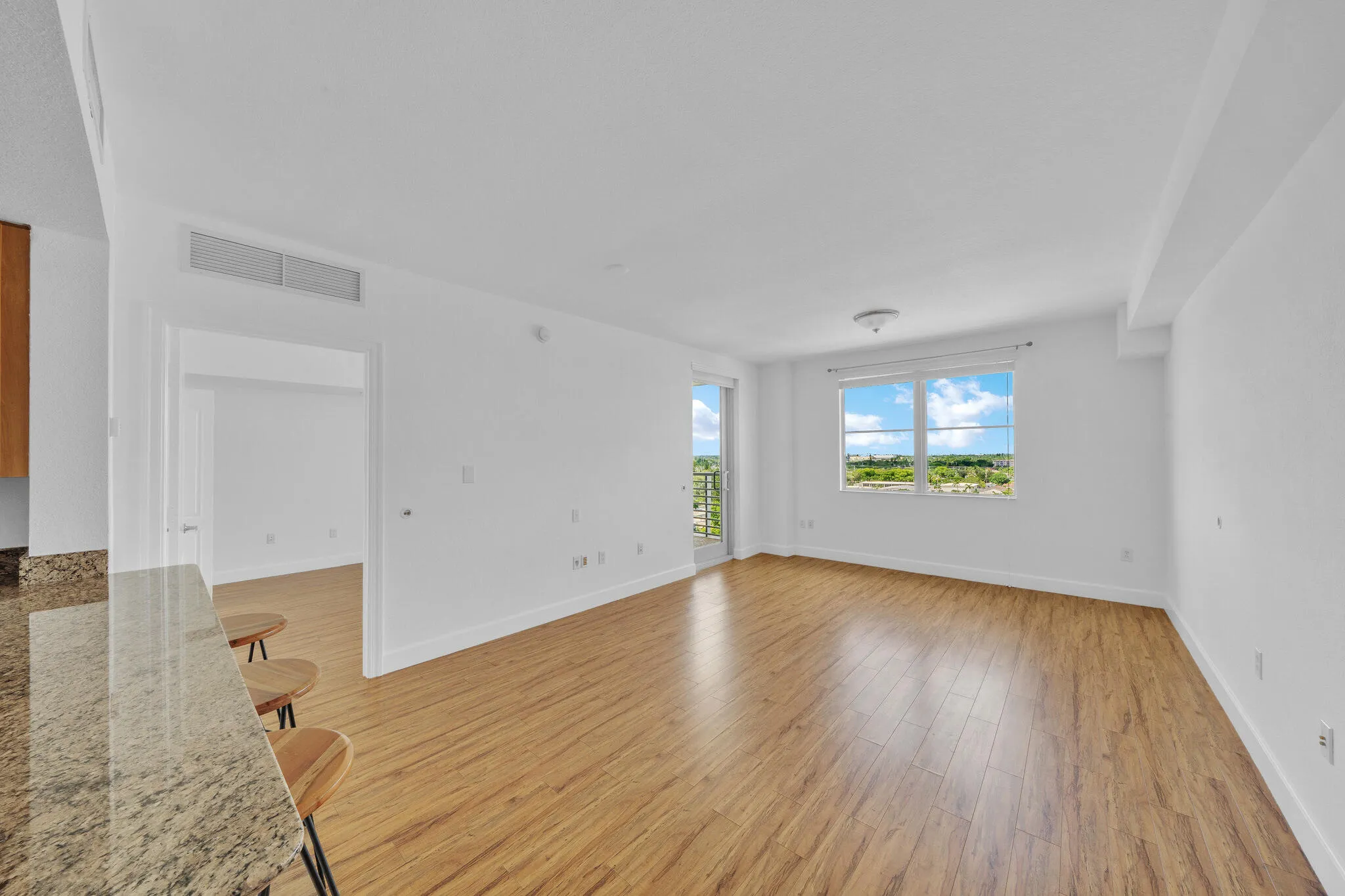 7 Living Area (1)