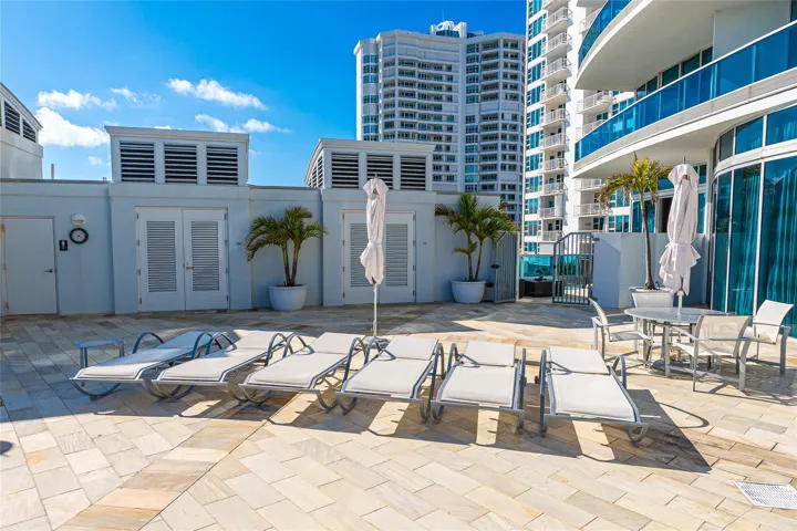 Direct Access to your Condo from The Beach and Pool