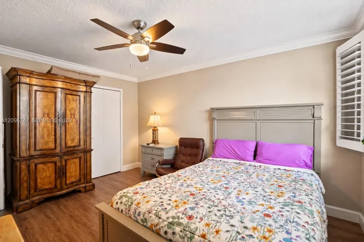 Upstairs secondary bedroom
