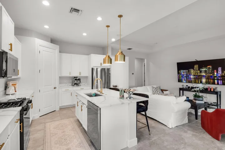 14-web-or-mls-15447Orchard-13