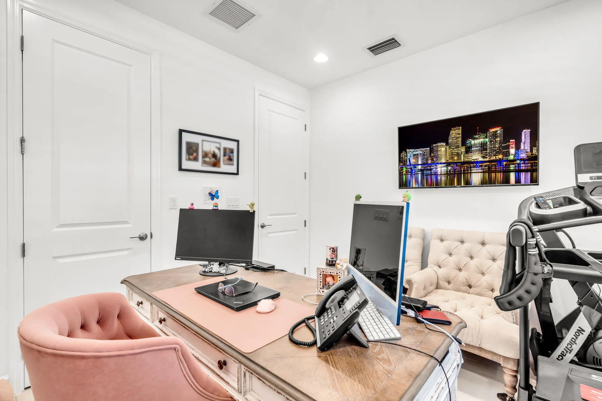 18-web-or-mls-19557Broad-18