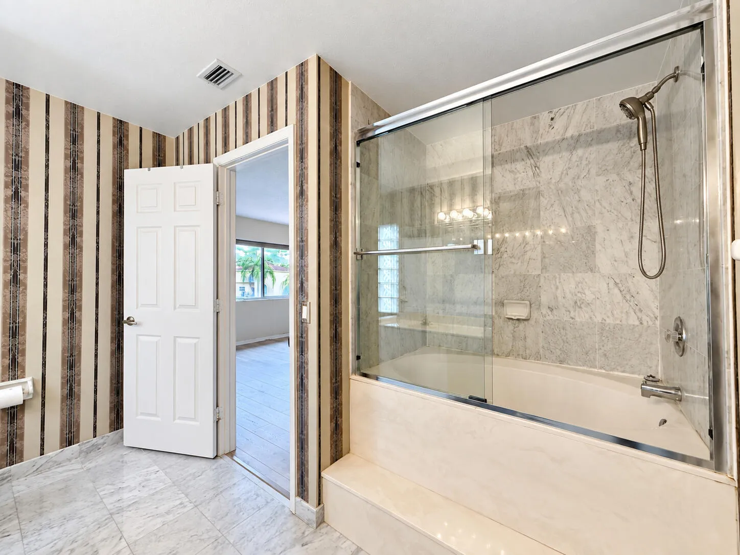 Tiled flooring throughout