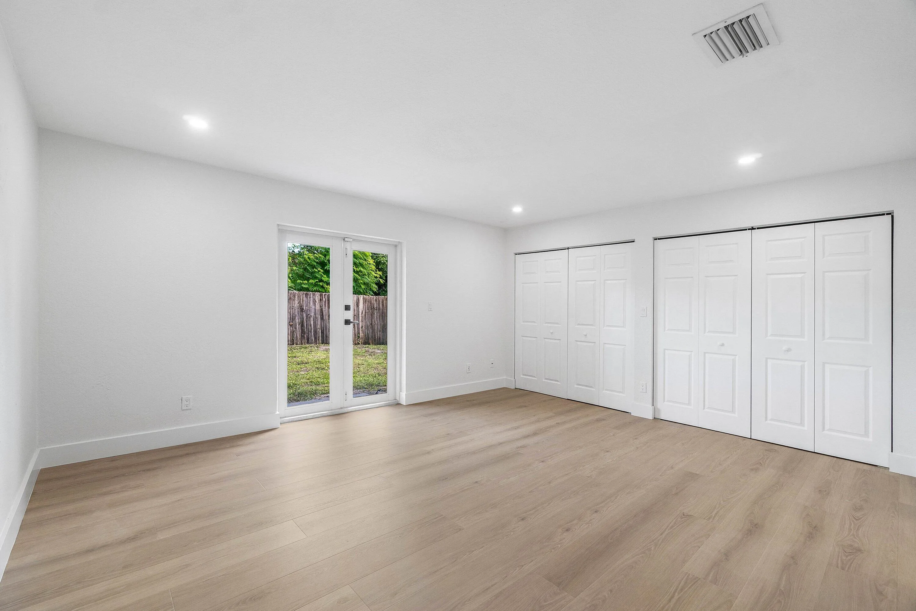 022-4879LincolnRoad-DelrayBeach-FL-33445