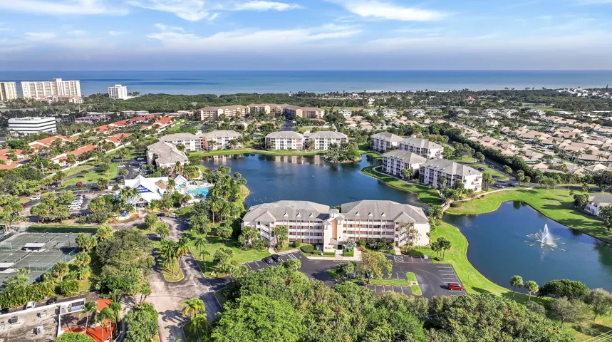 Birds eye view of Jupiter Bay