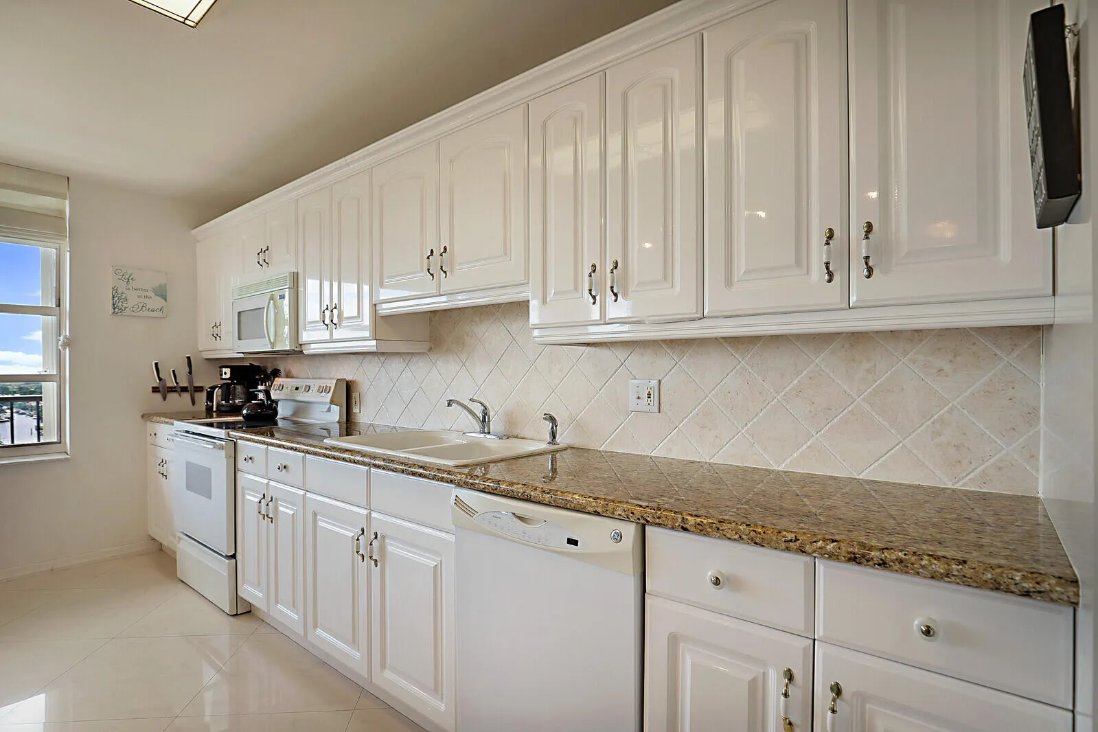 16_4280_Galt_Ocean_Drive_15_E16_mls