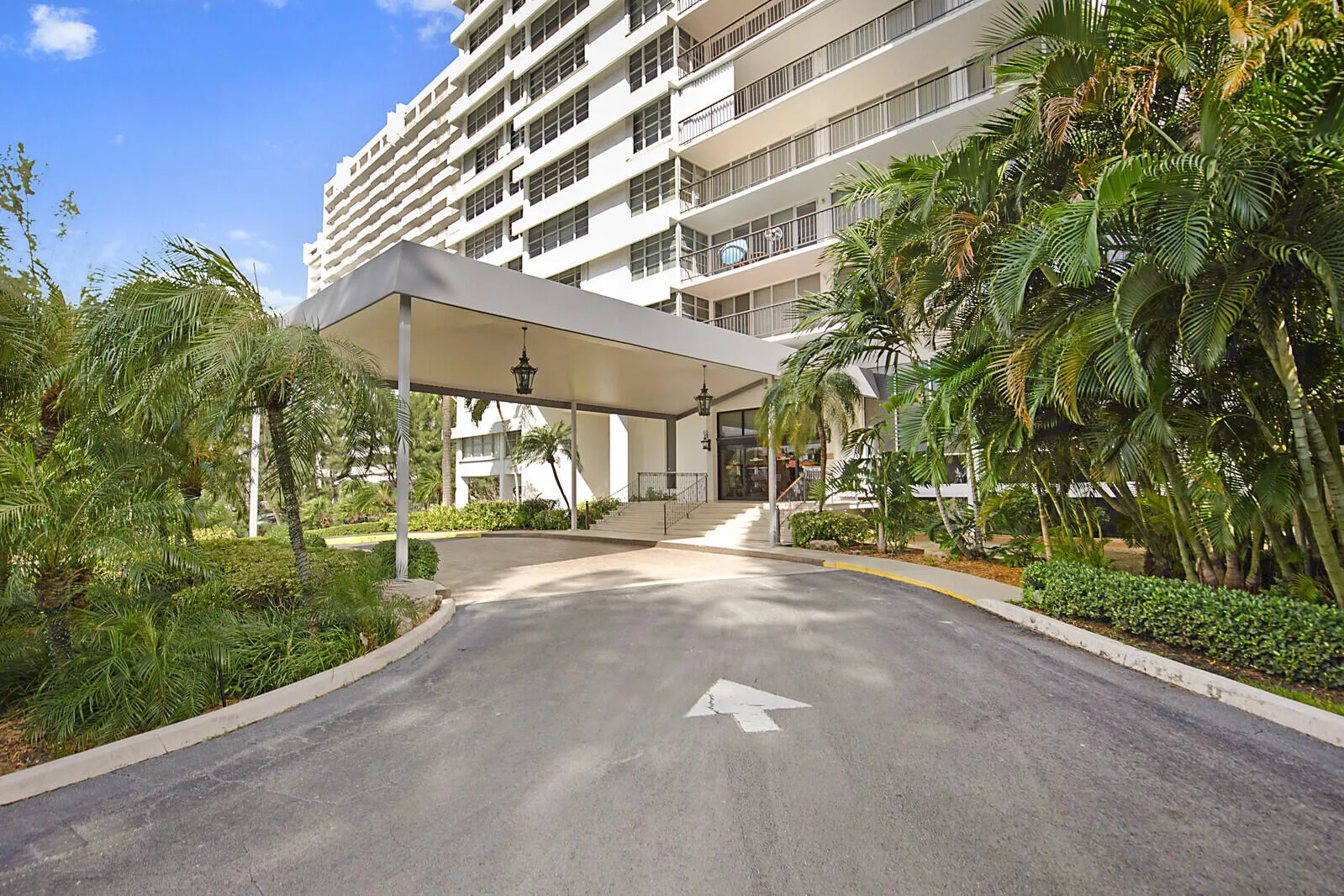 02_4280_Galt_Ocean_Drive_15_E2_mls