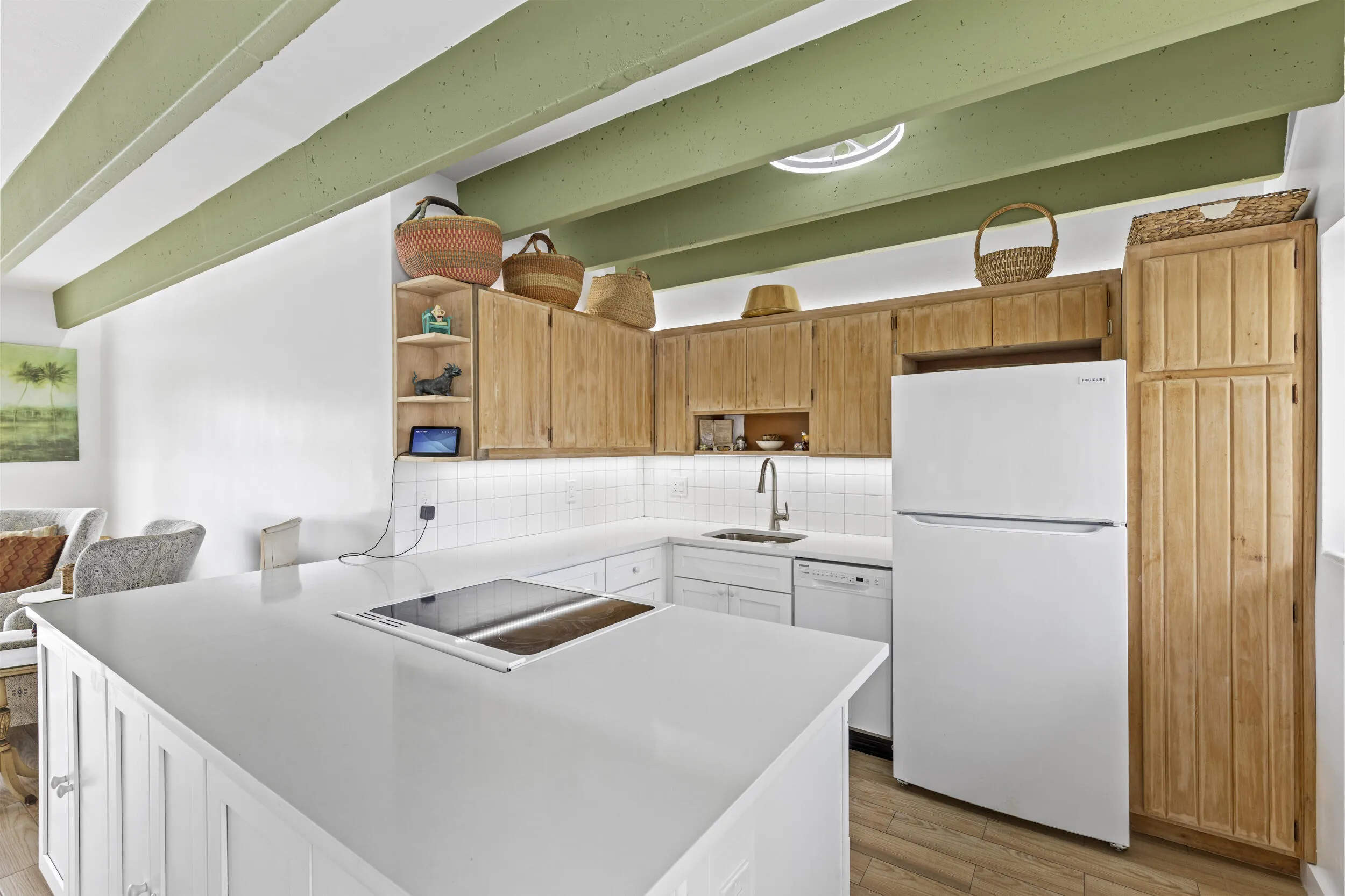 Beautiful Sleek Kitchen
