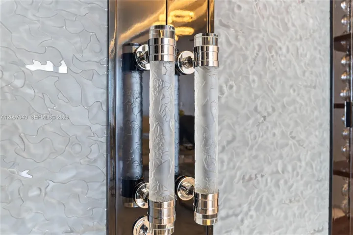 LALIQUE DOOR HANDLES