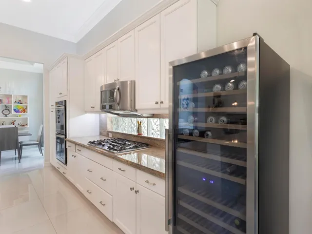 Kitchen 5