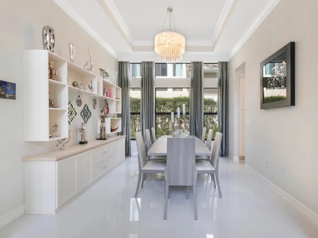 Dining 2