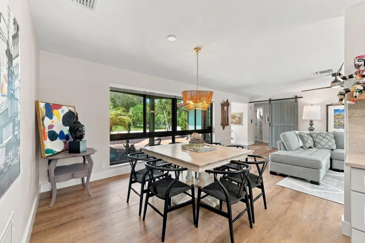 Dining to main living area