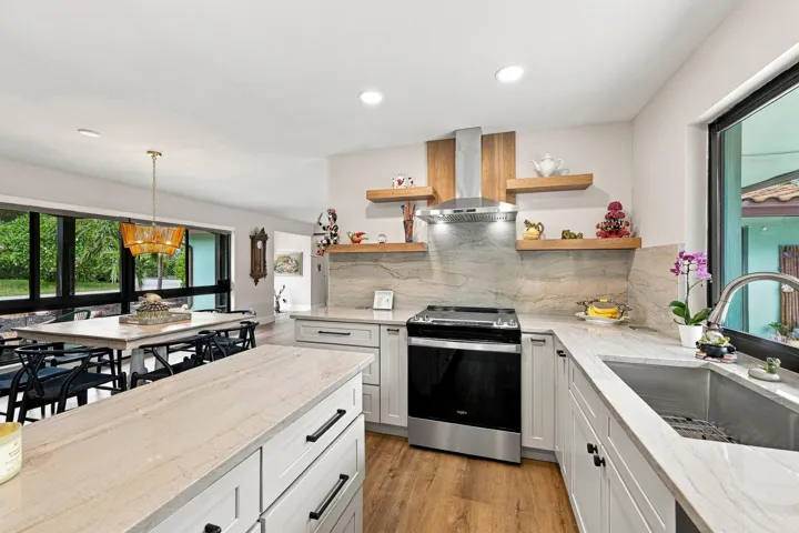 Kitchen to dining