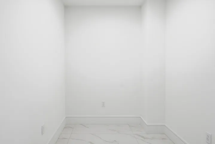 Den