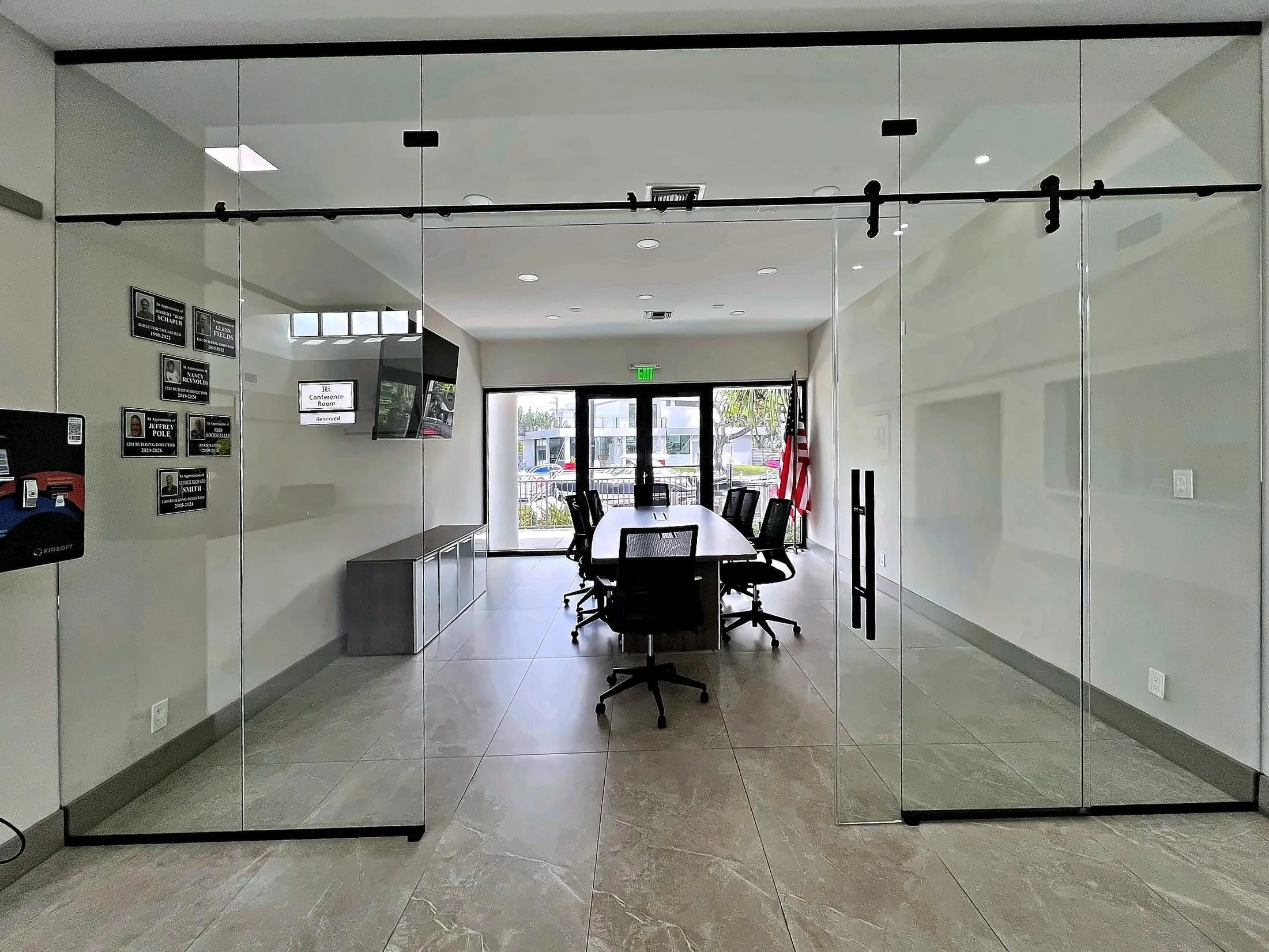 02-conference-room