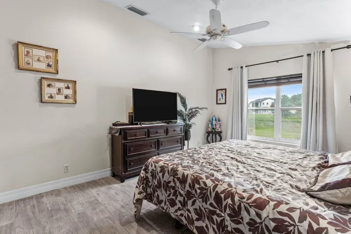 021-5054PrairieDunesVillageCircle-LakeWo
