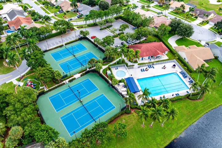 047-5054PrairieDunesVillageCircle-LakeWo