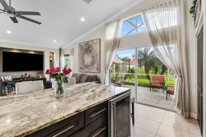 019-5054PrairieDunesVillageCircle-LakeWo