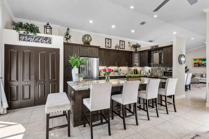 015-5054PrairieDunesVillageCircle-LakeWo