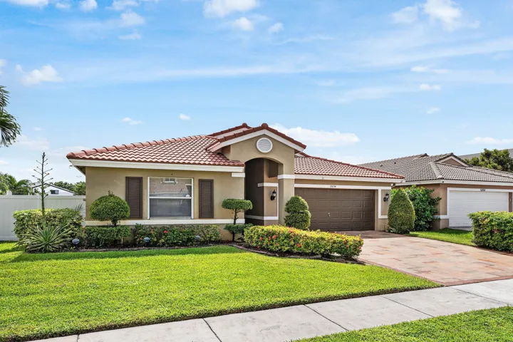 003-5054PrairieDunesVillageCircle-LakeWo
