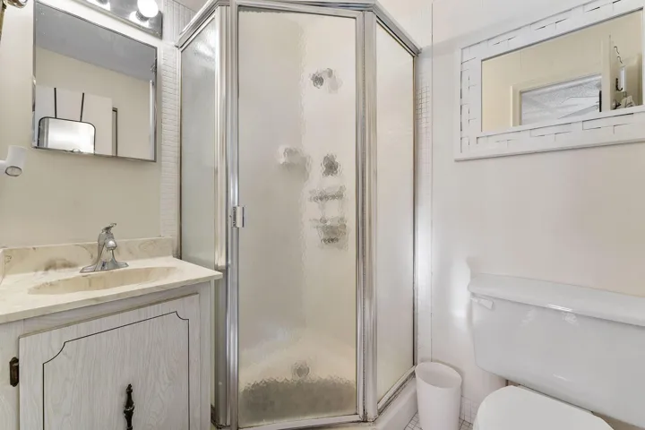 Bathroom #2
