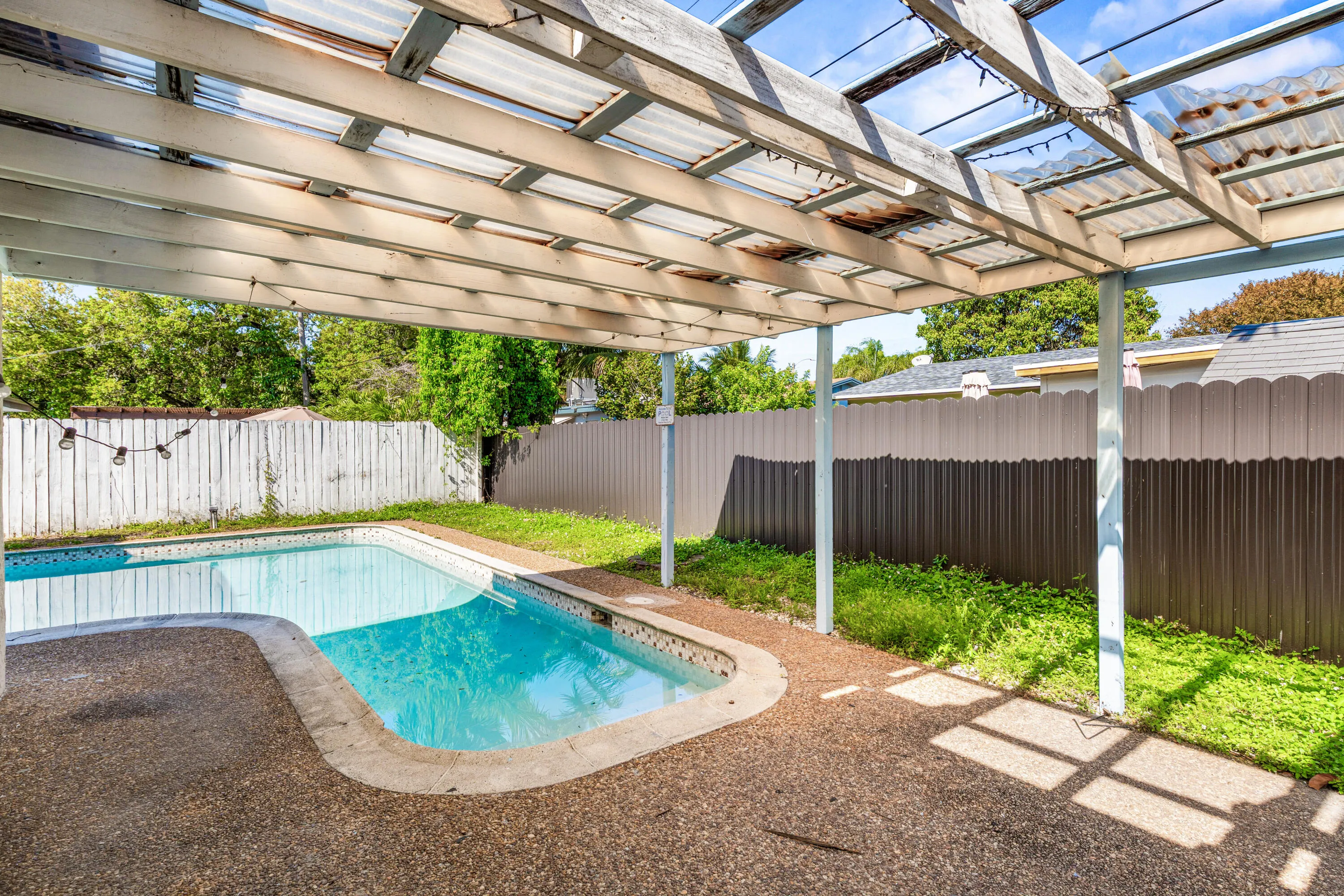 028-1121North66Terrace-Hollywood-FL-3302