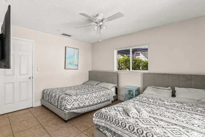 020-1121North66Terrace-Hollywood-FL-3302