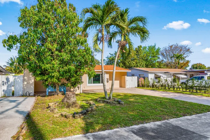 002-1121North66Terrace-Hollywood-FL-3302