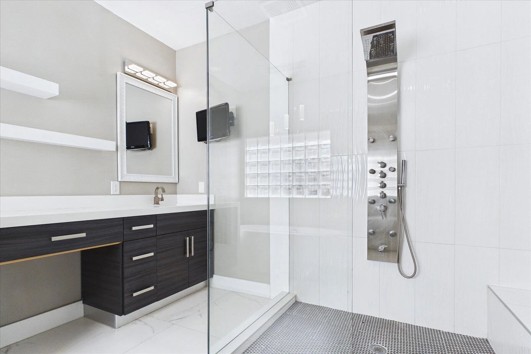 Frameless Oversized Glass Shower
