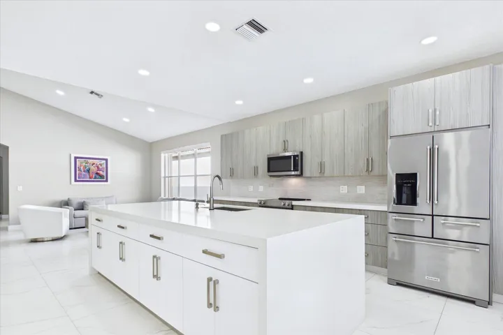 Custom Wood Cabinets