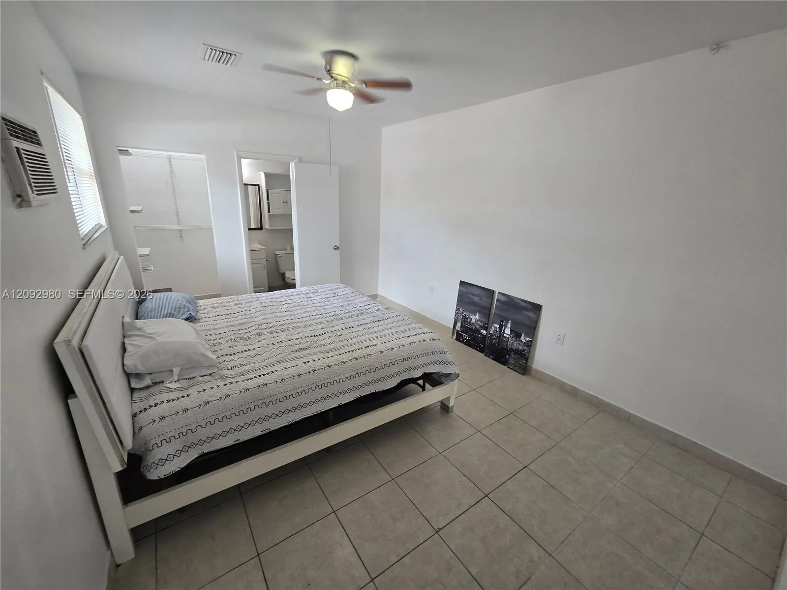 4th bedroom. Ensuite bathroom